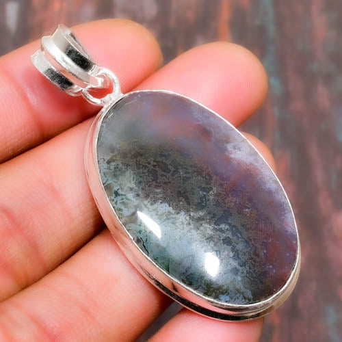 Moonlit Oasis – Labradorite & Sterling Silver Pendant