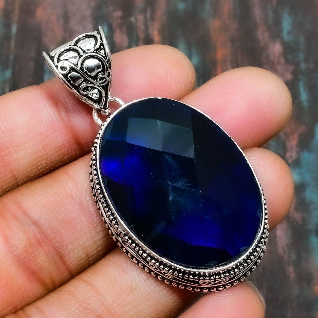 Sapphire Whisper – Handcrafted Silver Filigree Pendant