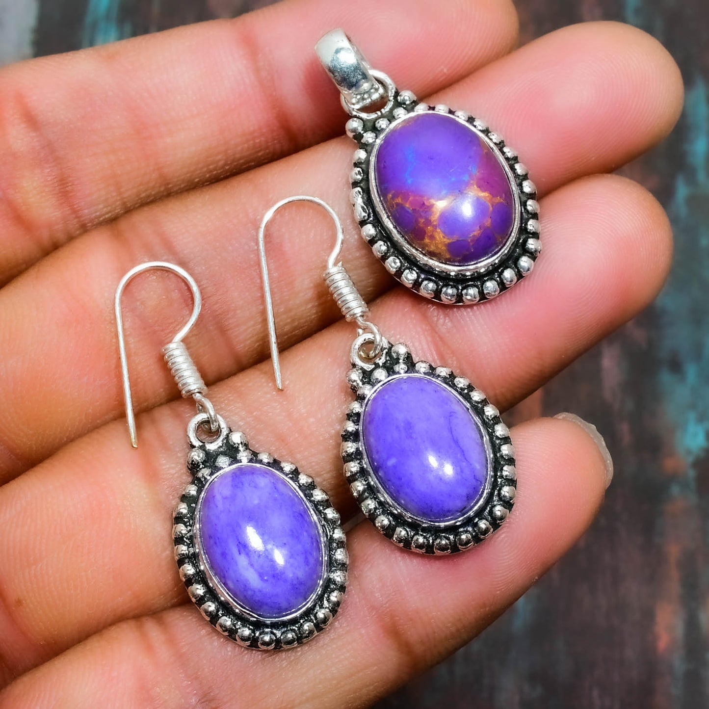 Tranquil Aura – Purple Gemstone Silver Set