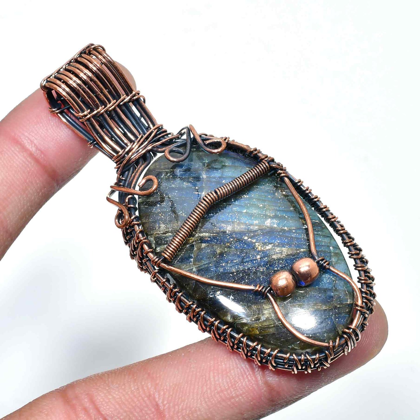 Aurora’s Whisper – Labradorite & Copper Pendant