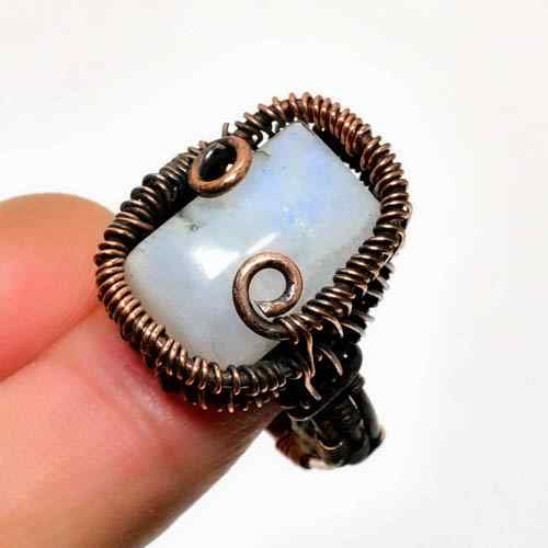Luna’s Embrace – Moonstone Copper Ring