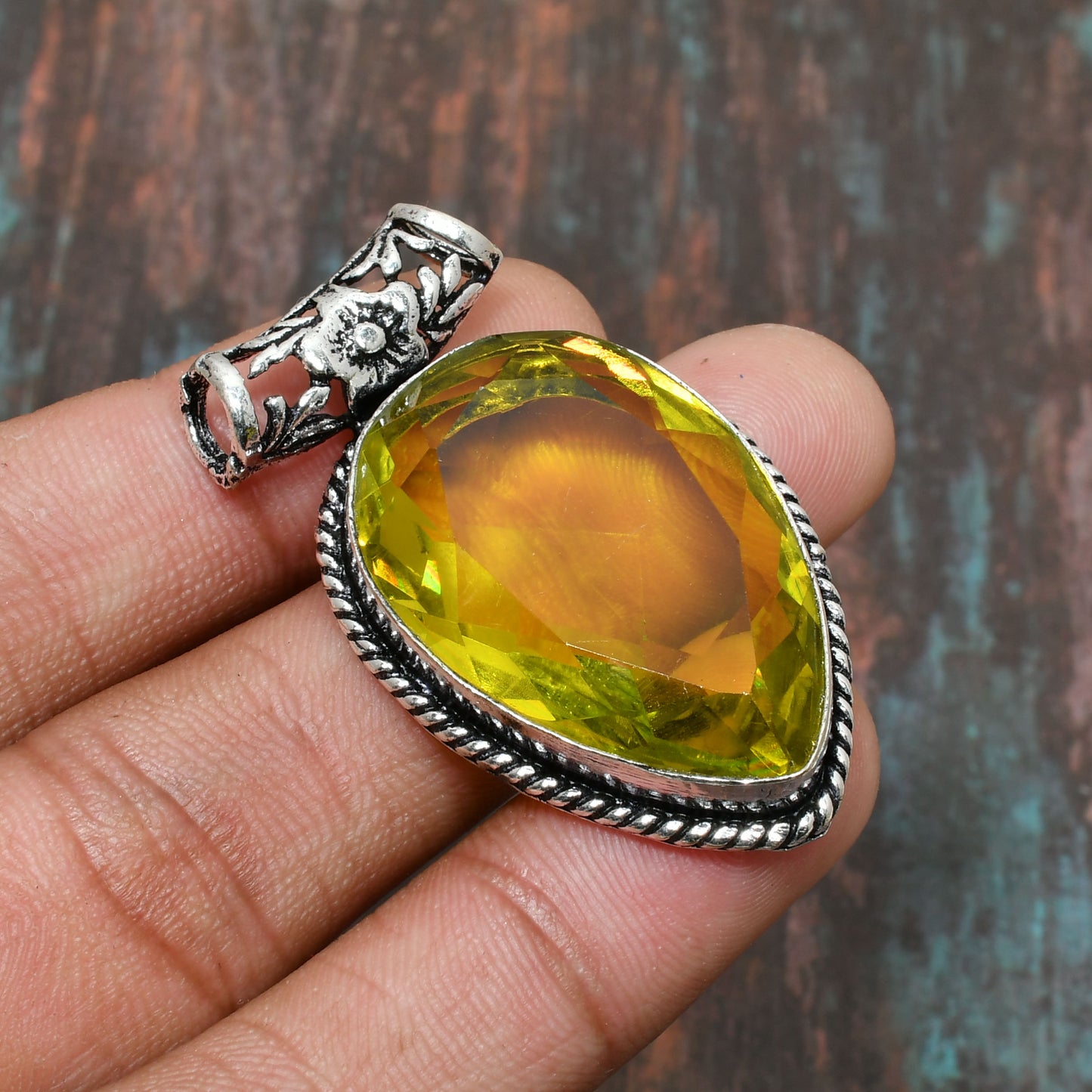 Solara’s Radiance – Citrine Silver Pendant