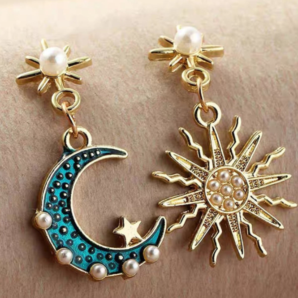 Reverie Necklace