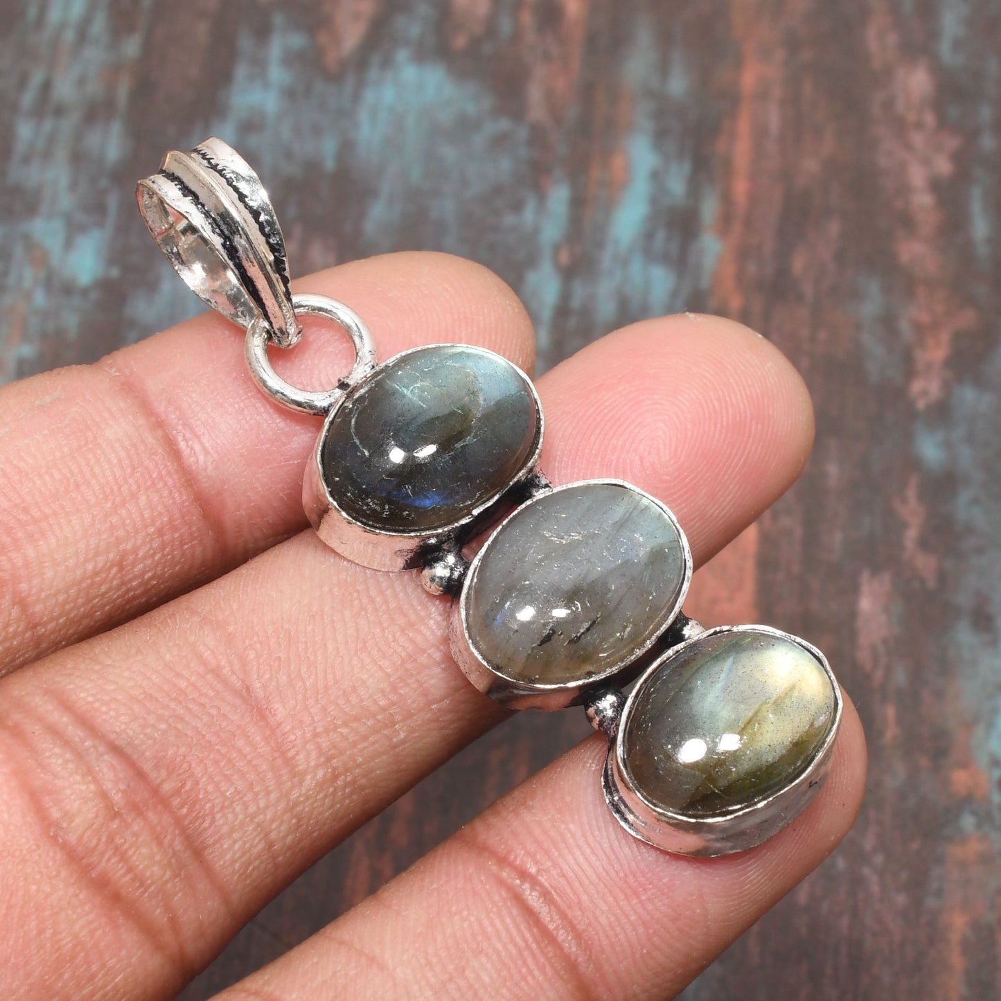 Celestial Trio – Labradorite Silver Pendant