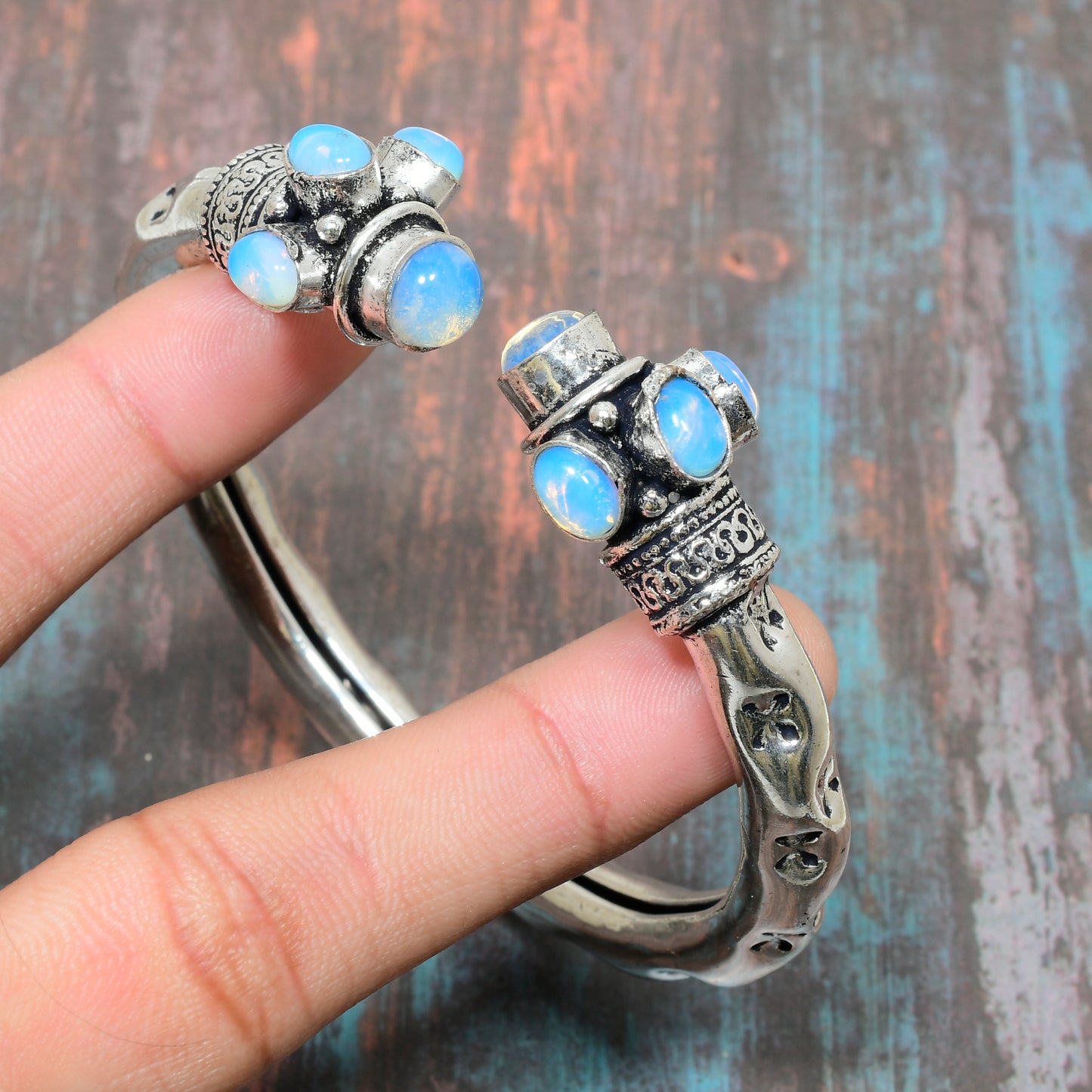 Luna’s Glow – Silver Opal Cuff