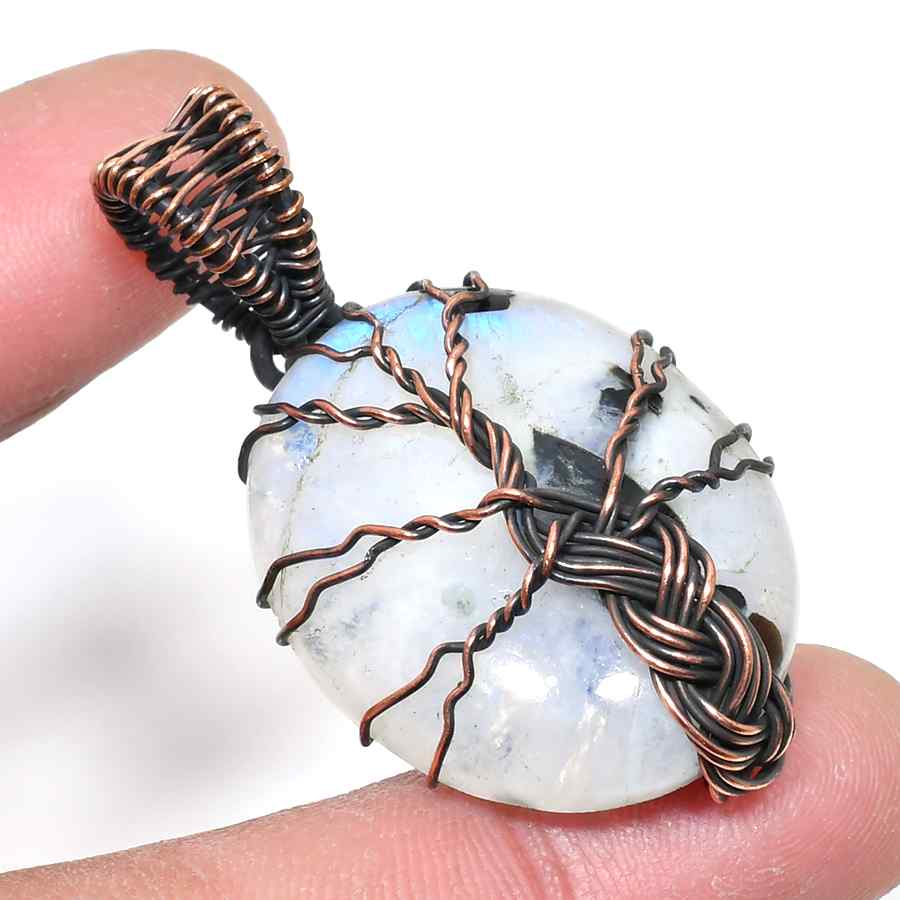 Selene’s Glow – Oxidized Copper Moonstone Pendant