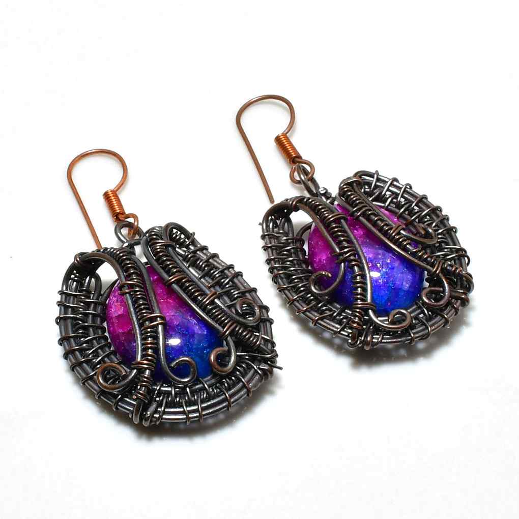 Nebula’s Song – Dyed Agate Copper Earrings