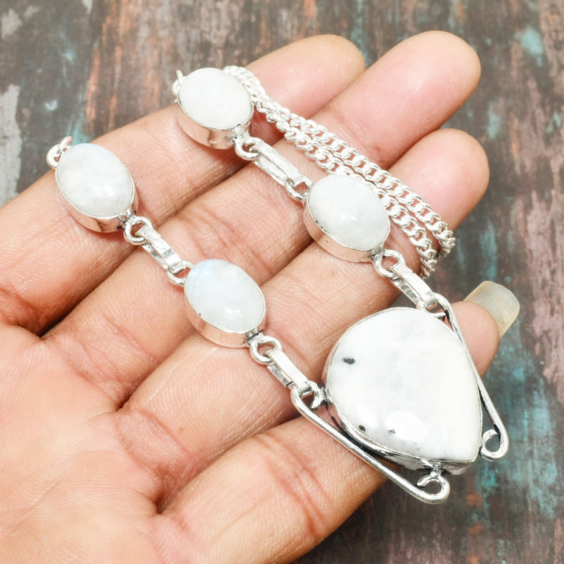 Selene’s Serenity – Sterling Moonstone Necklace