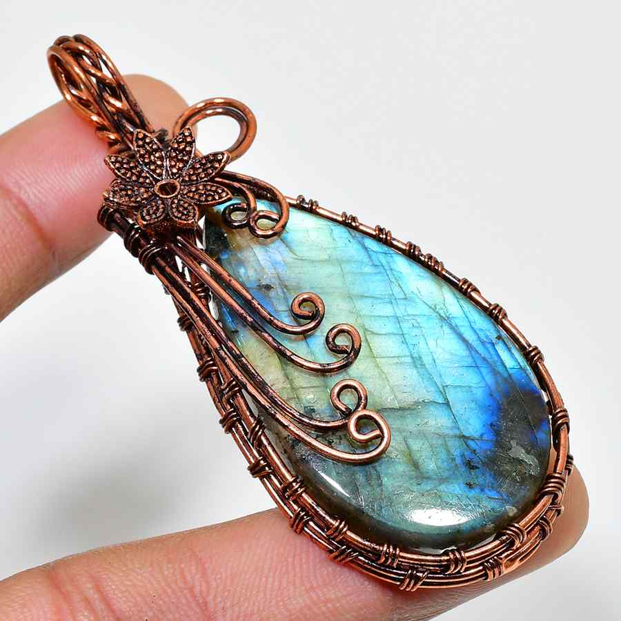 Aurora’s Shield – Labradorite Copper Pendant