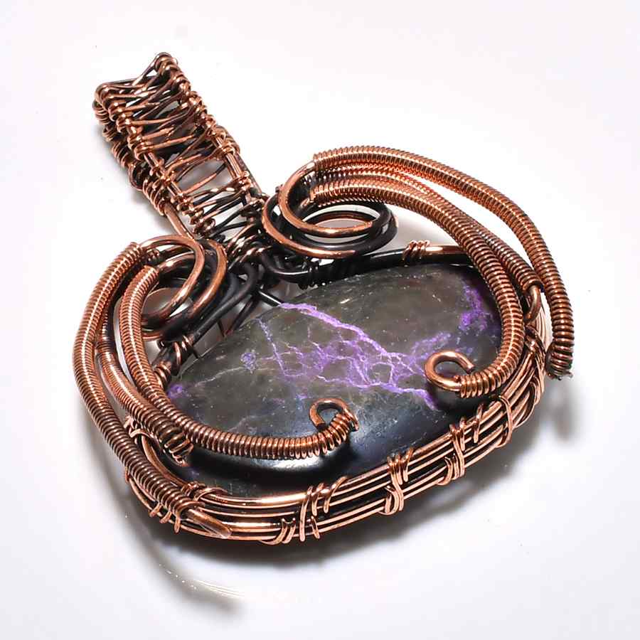 Mystic Resonance – Amethyst Copper Pendant