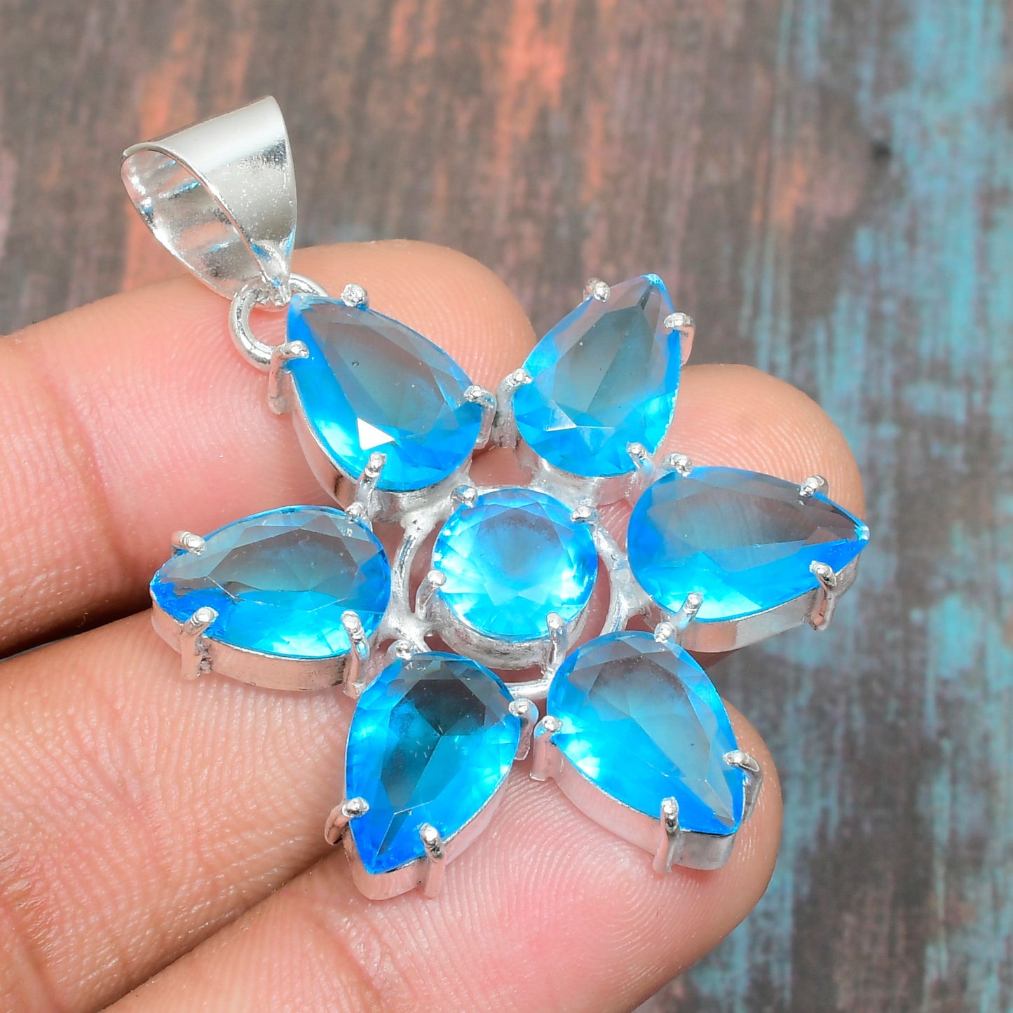 Celestial Blossom – Turquoise Silver Pendant