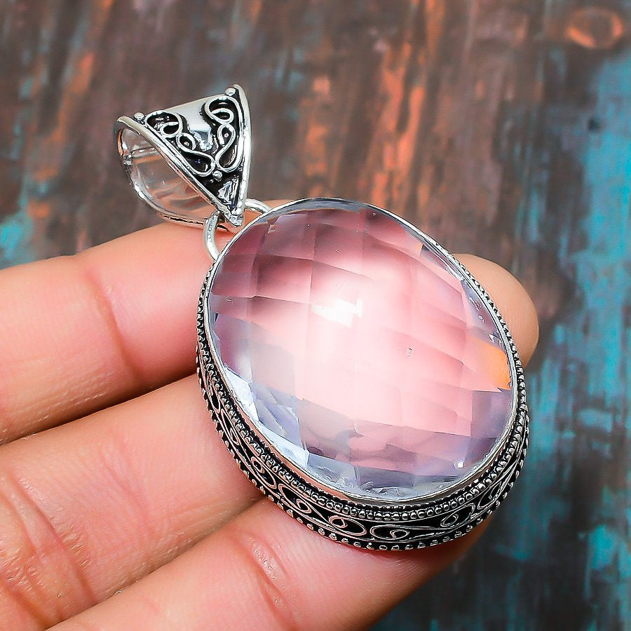 Heart’s Embrace – Rose Quartz & Silver Filigree Pendant