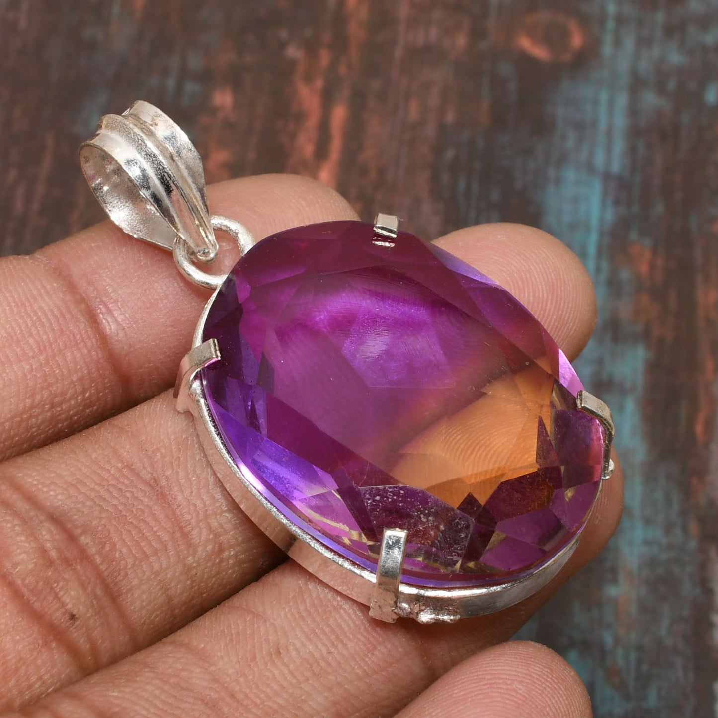 Celestial Halo – Silver-Wrapped Amethyst Pendant