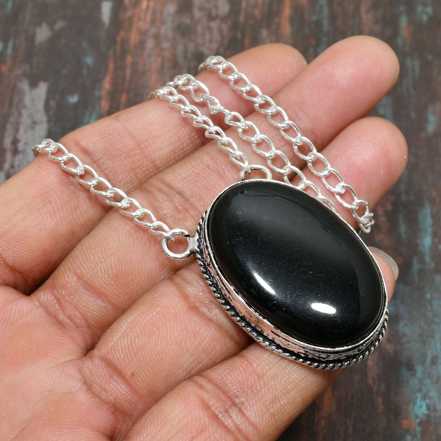 Midnight Sentinel – Black Onyx Pendant