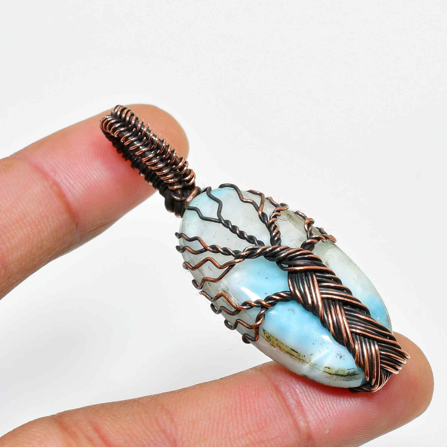 Gaia’s Glow – Labradorite Copper Pendant