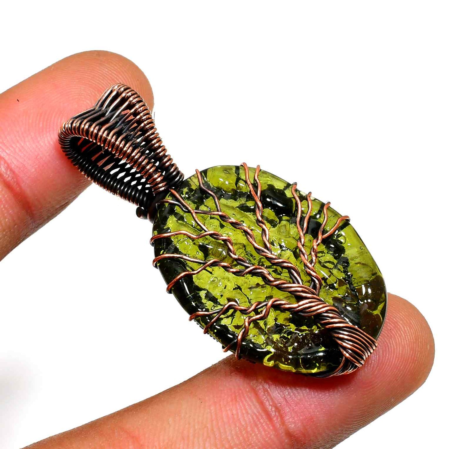 Forest’s Embrace – Peridot Copper Tree Pendant