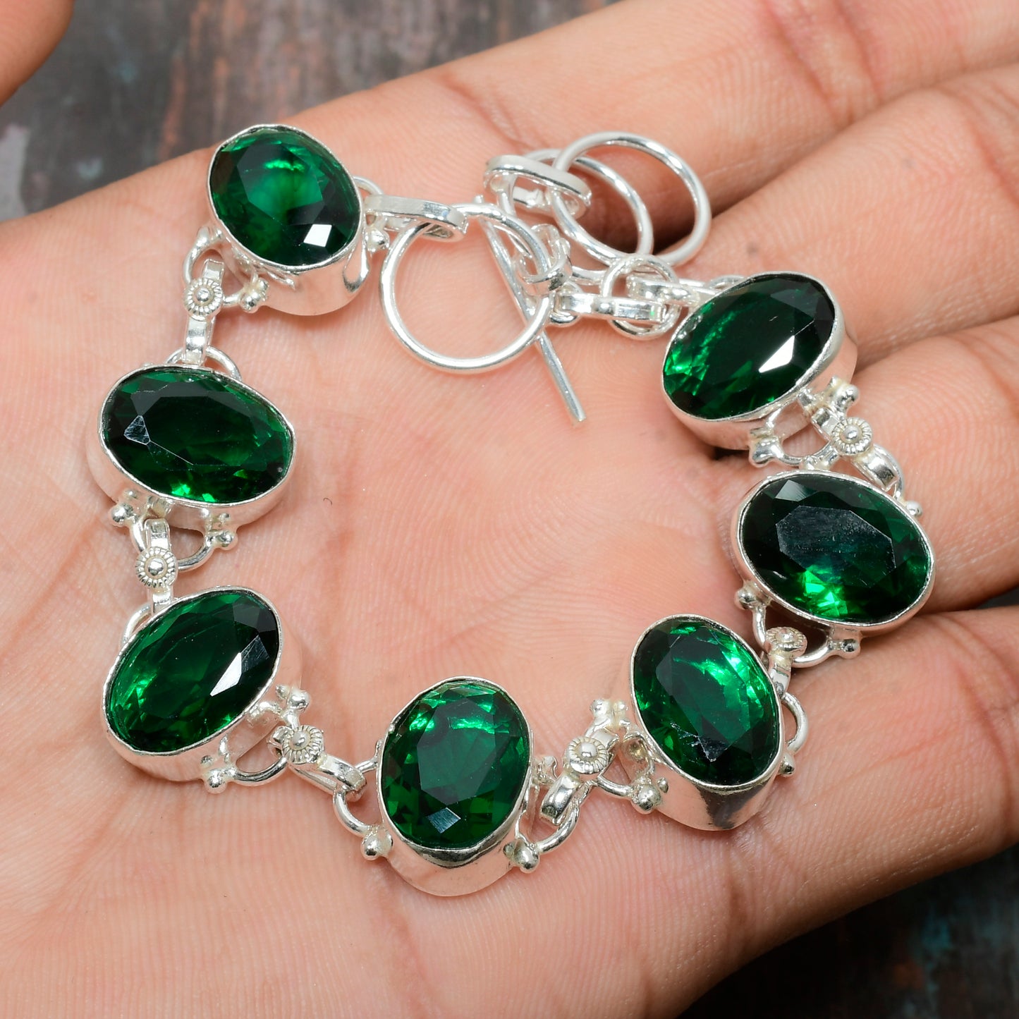 Verdant Whisper – Emerald & Silver Bracelet