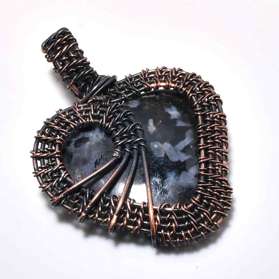 Lyra’s Heart – Obsidian Copper Pendant