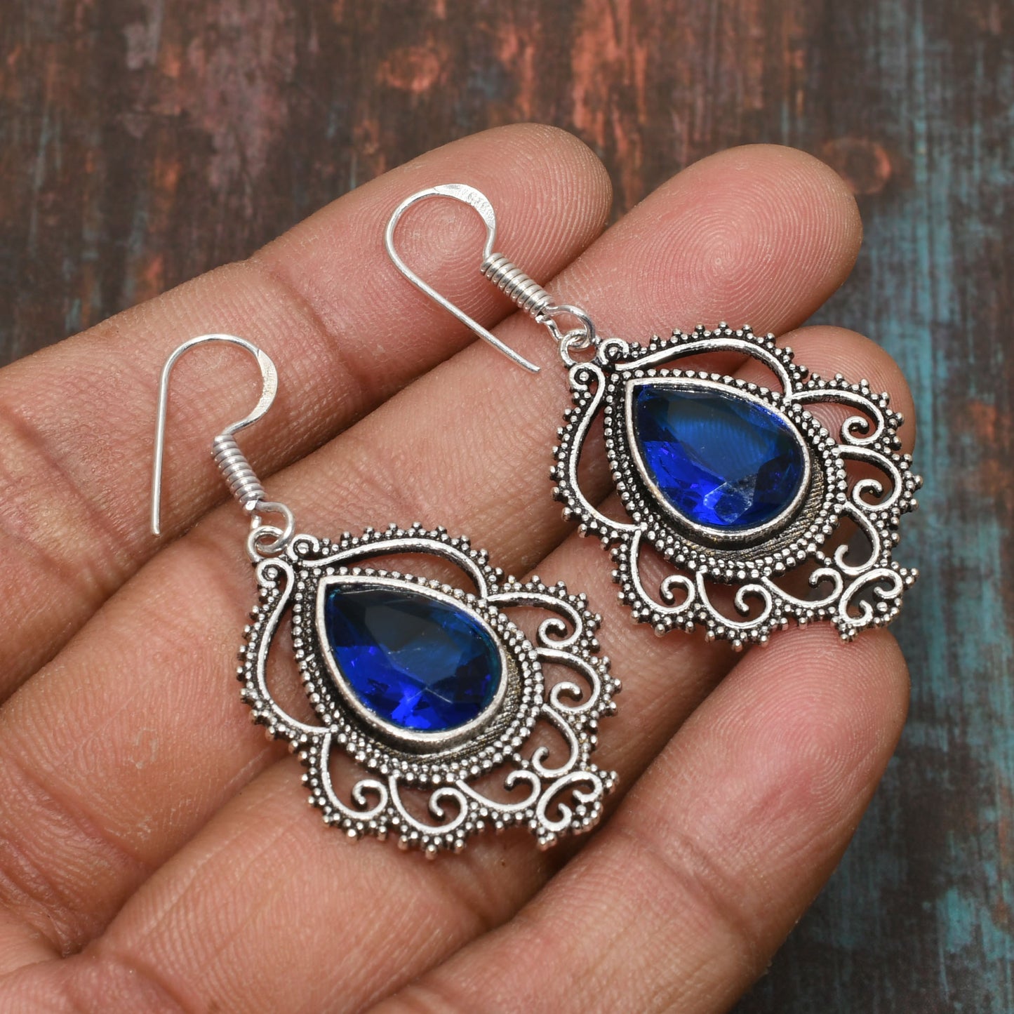 Serene Elegance – Blue Topaz Filigree Earrings