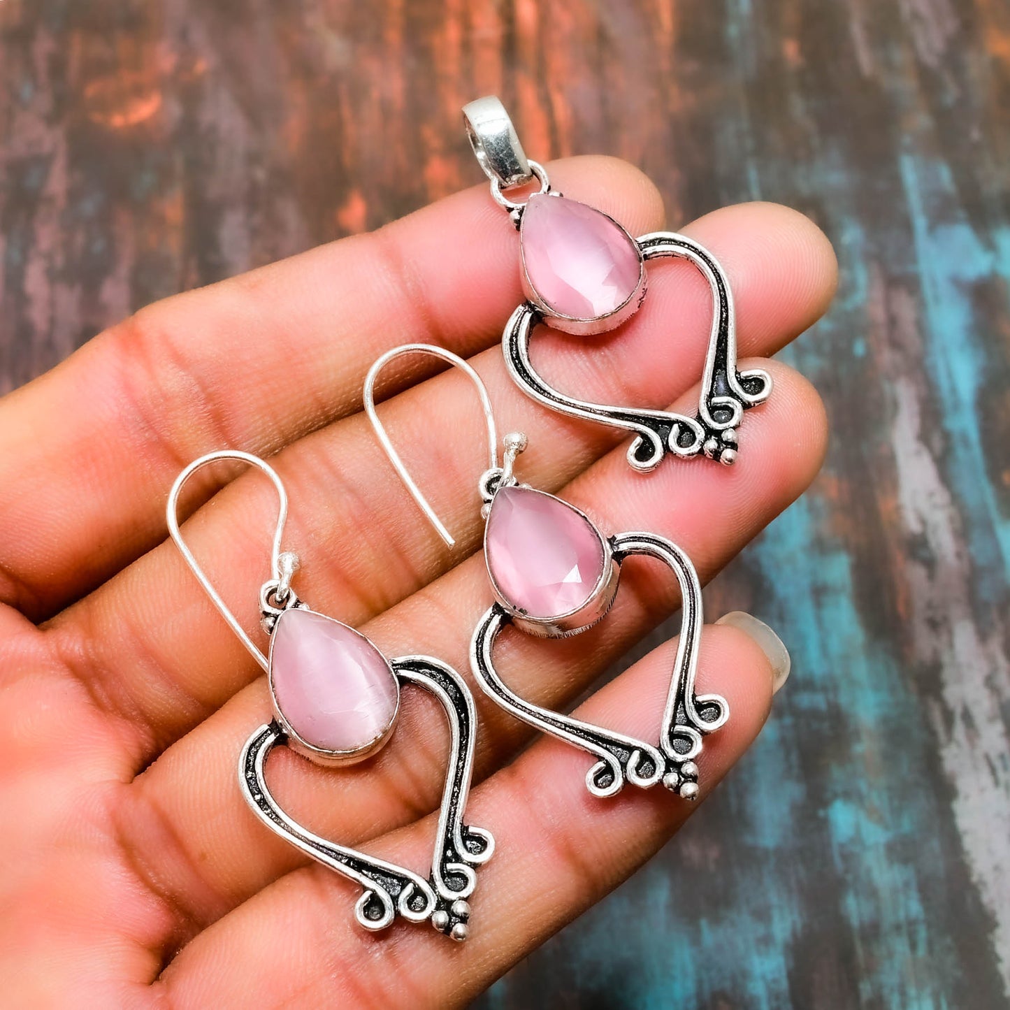 Heart’s Embrace – Rose Quartz & Sterling Silver Set