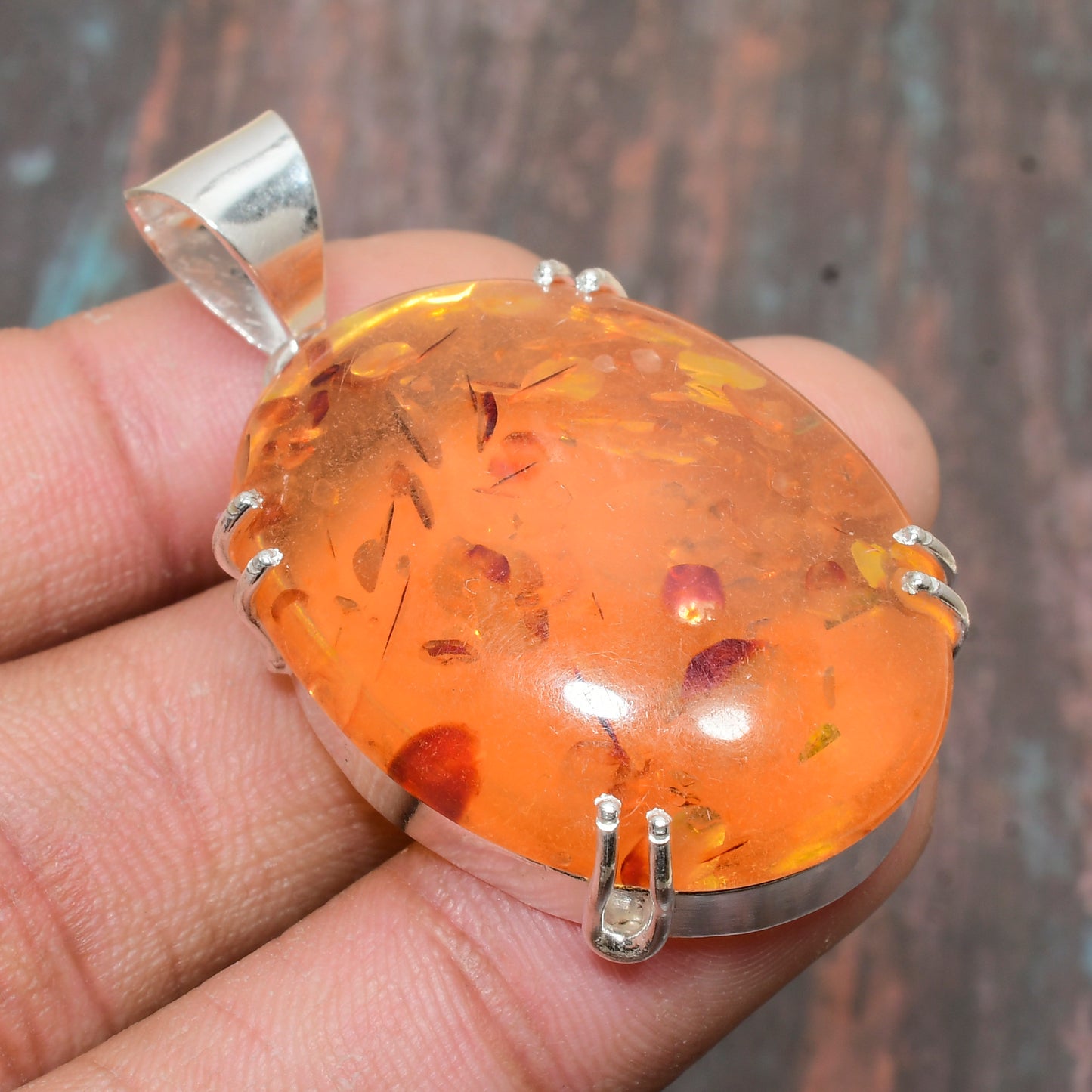 Amber Radiance – Sterling Silver Amber Pendant