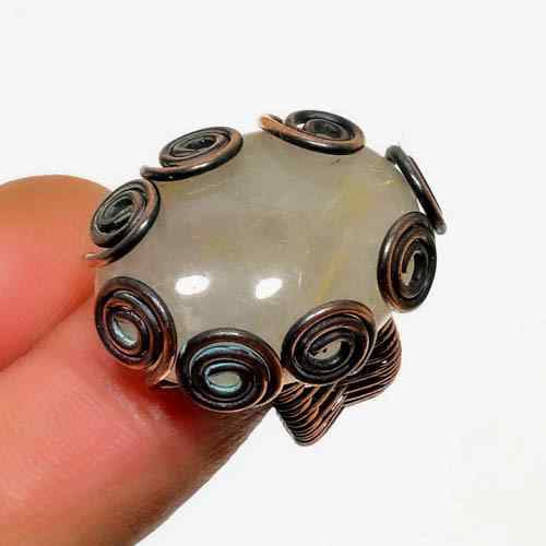 Luna’s Embrace – Moonstone Copper Ring