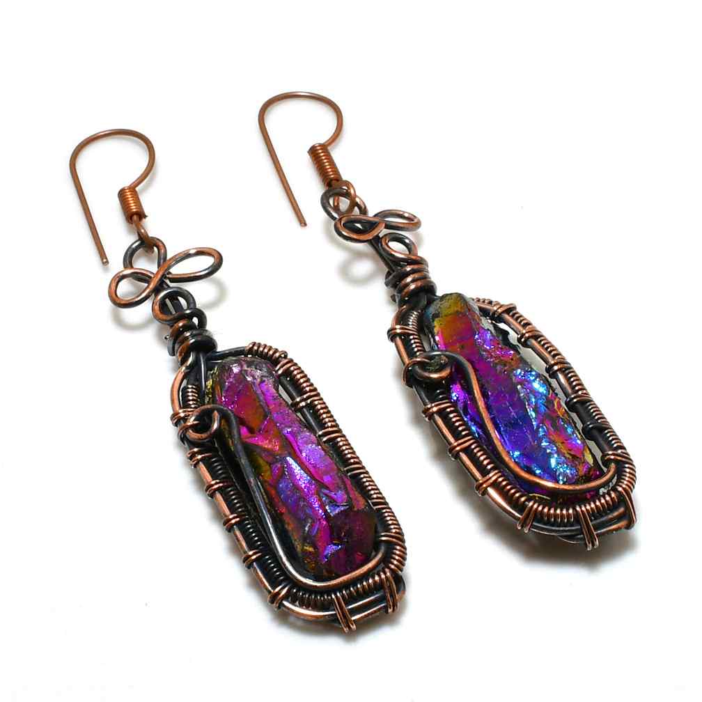Radiant Harmony – Labradorite & Copper Wire Earrings