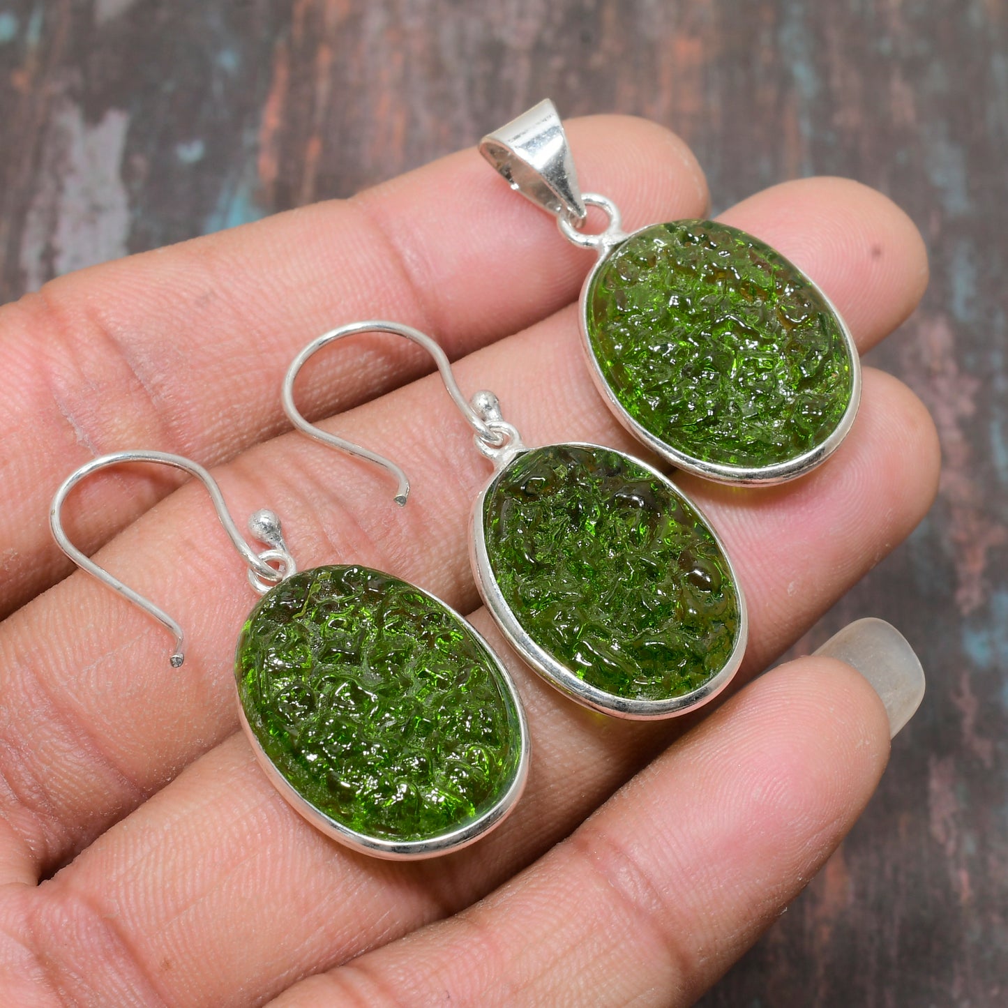 Starlight Shift – Sterling Silver Moldavite Set