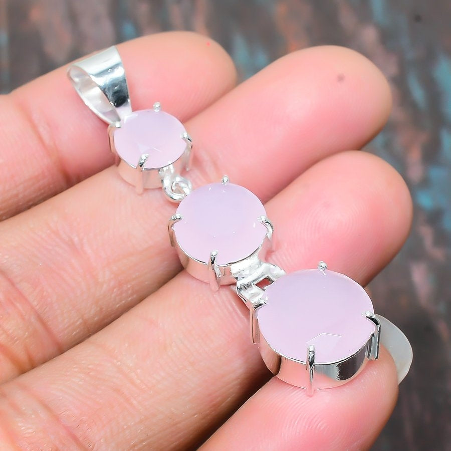 Heart’s Harmony – Sterling Silver Rose Quartz Pendant