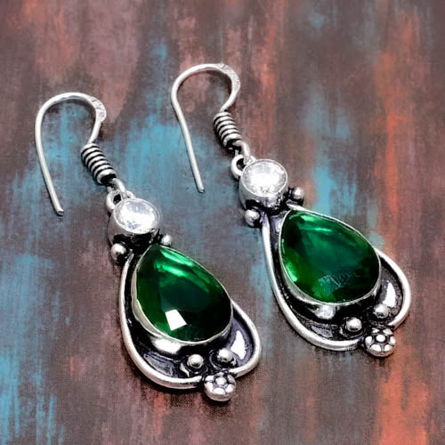 Selene’s Renewal – Emerald Silver Drop Earrings