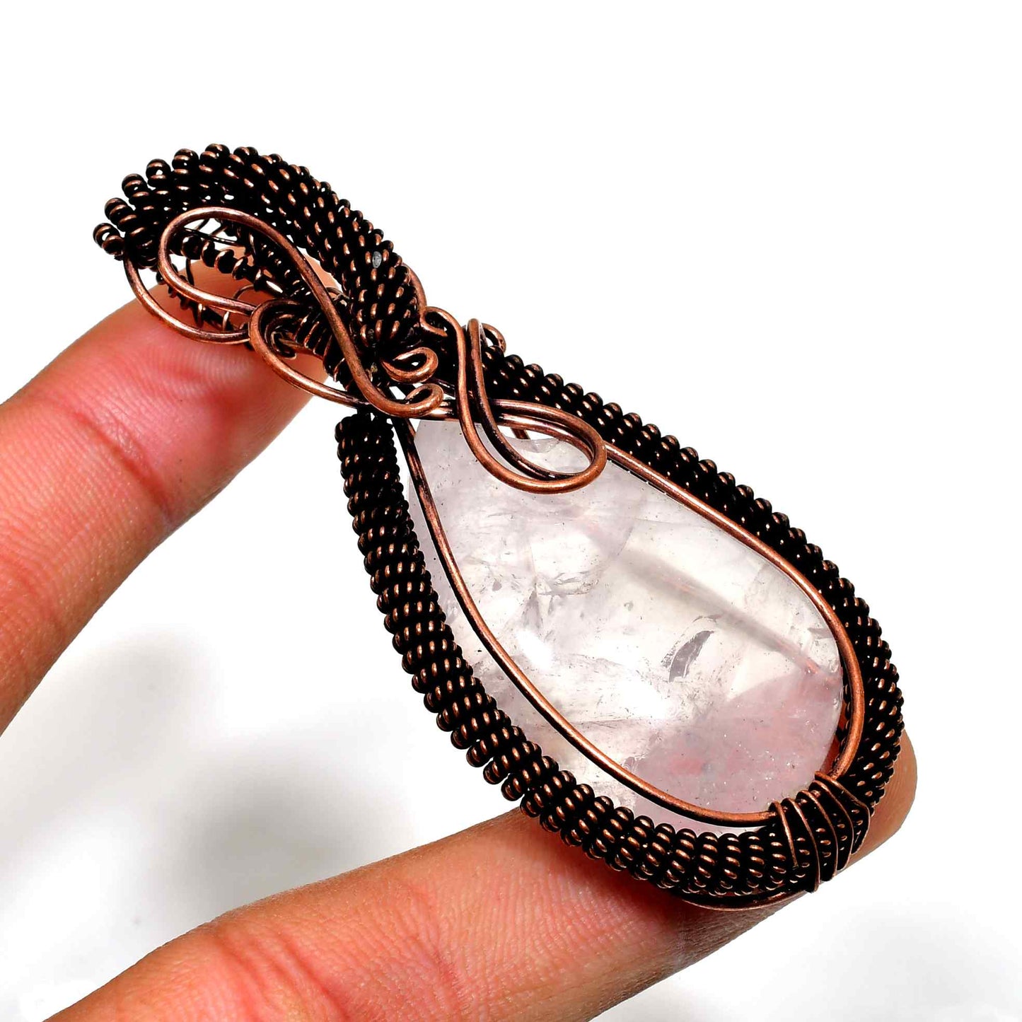 Freya’s Embrace – Rose Quartz Copper Pendant