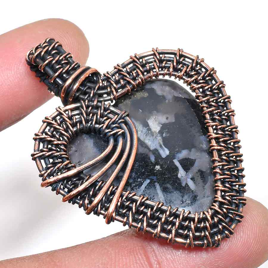 Terra’s Heart – Oxidized Copper Stone Pendant