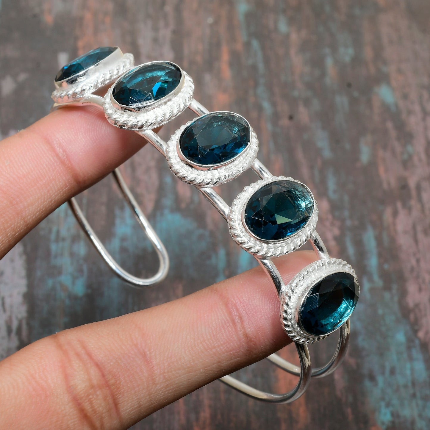 Ocean’s Whisper – Teal Sapphire Silver Bracelet