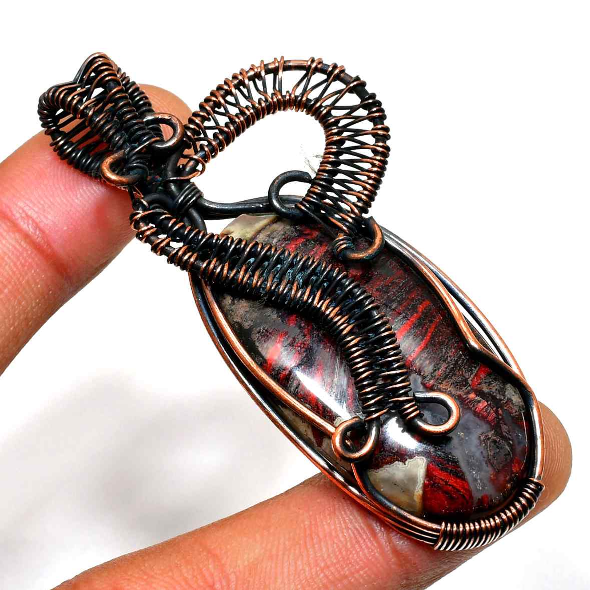 Harmony’s Embrace – Copper-Wrapped Natural Stone Pendant