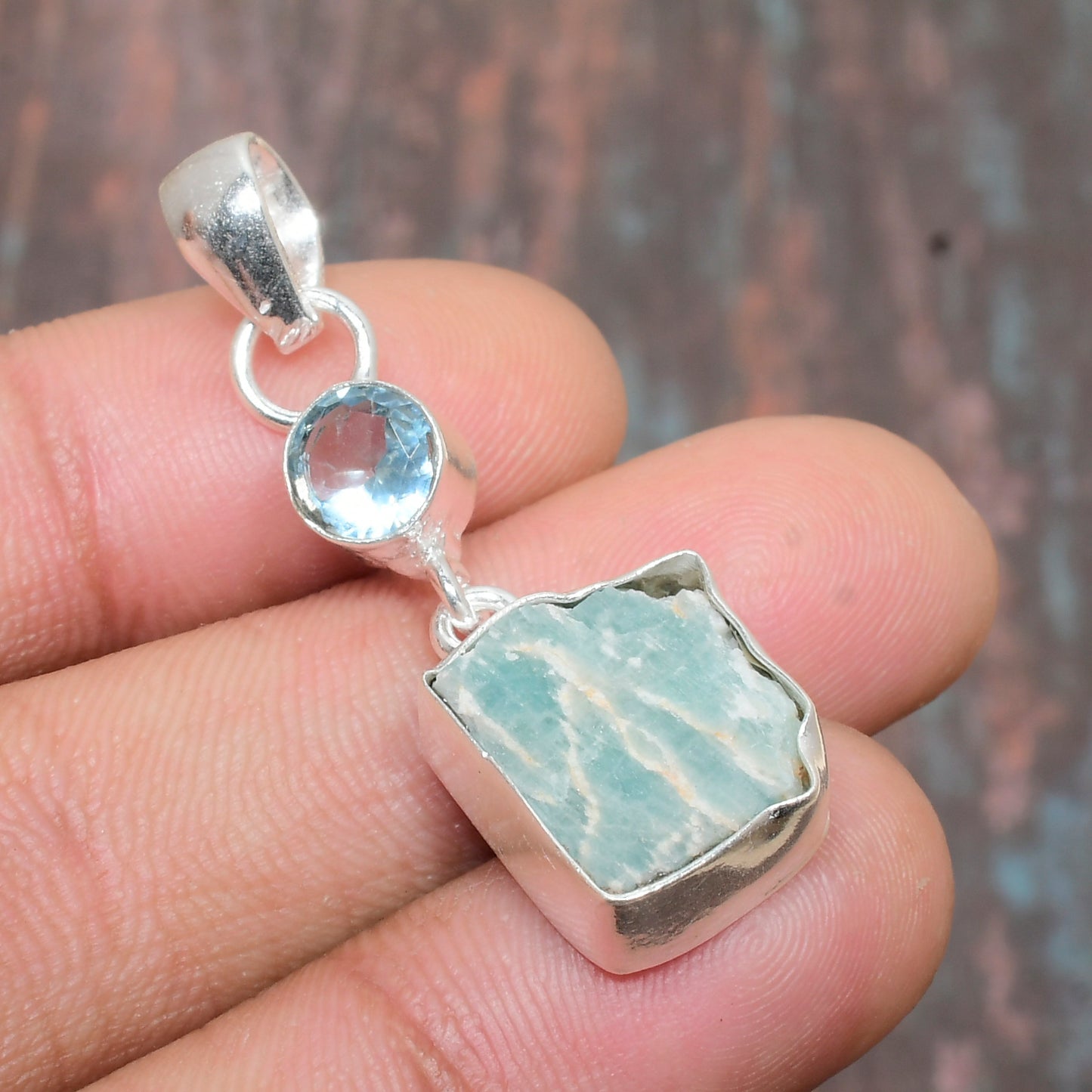 Ocean’s Whisper – Aquamarine & Topaz Pendant