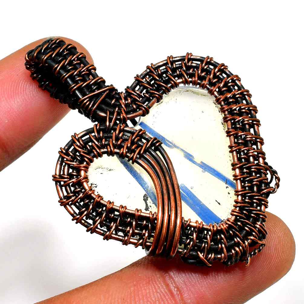 Serenity Heart – Quartz & Copper Pendant