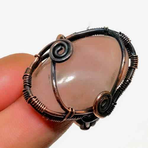 Heart’s Embrace – Rose Quartz Copper Ring
