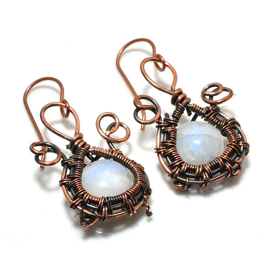 Celestial Embrace – Copper-Wrapped Moonstone Earrings