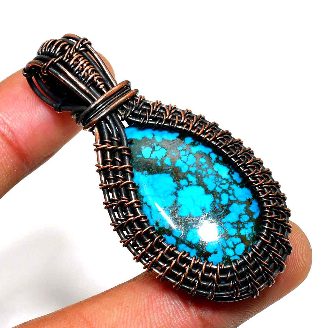 Celestial Harmony – Turquoise Copper Wire Pendant