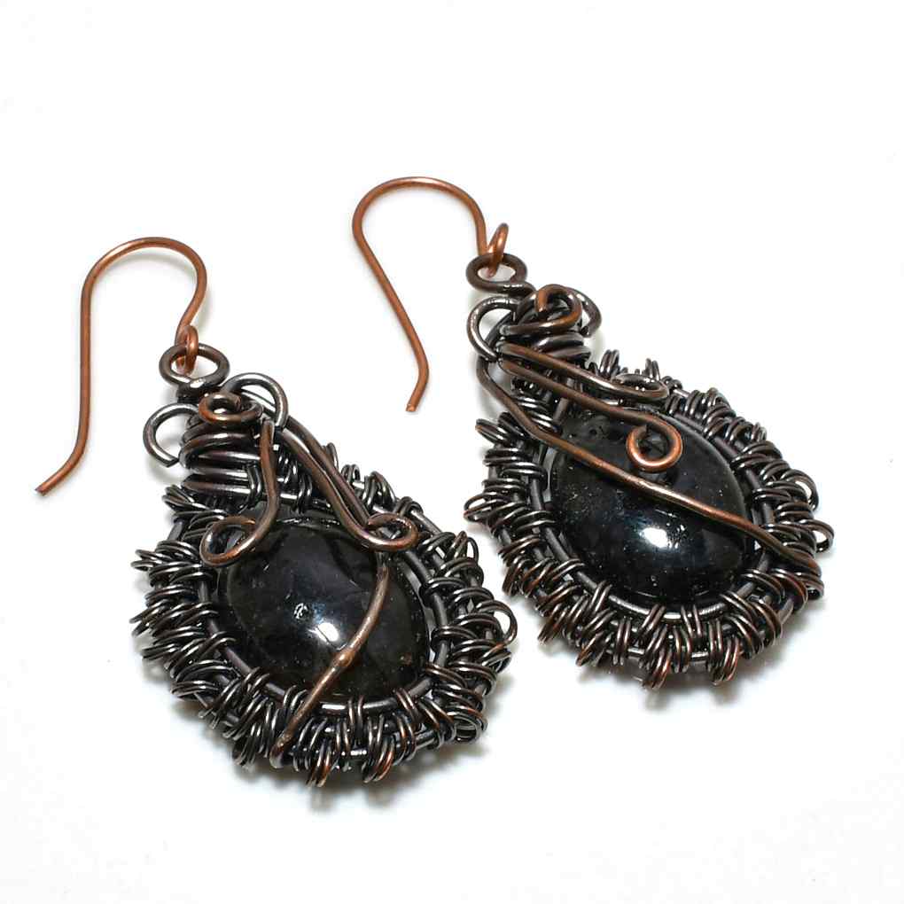 Midnight Harmony – Black Jade & Copper Earrings