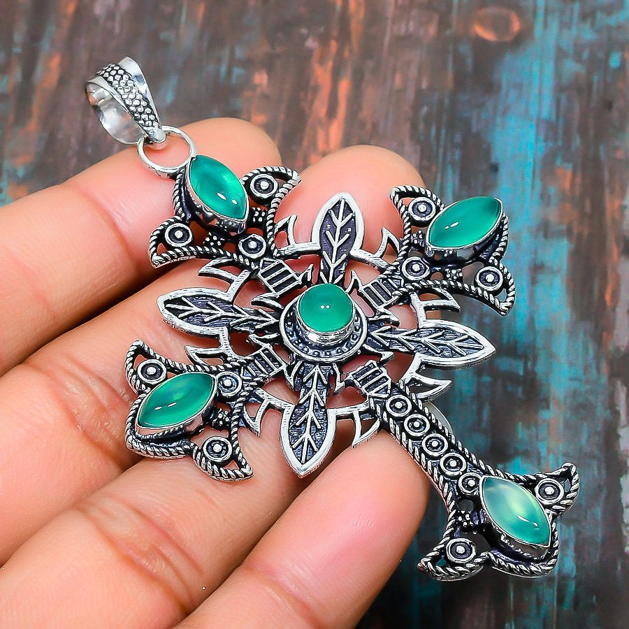 Celestial Embrace – Turquoise Silver Pendant