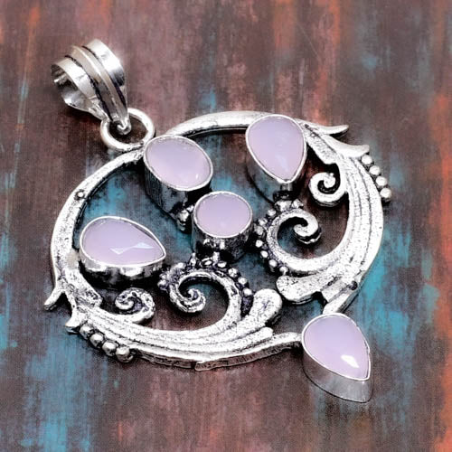 Serenity’s Embrace – Lavender Jade & Sterling Silver Pendant