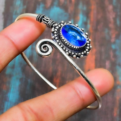 Celestial Flow – Blue Gemstone Sterling Silver Bangle