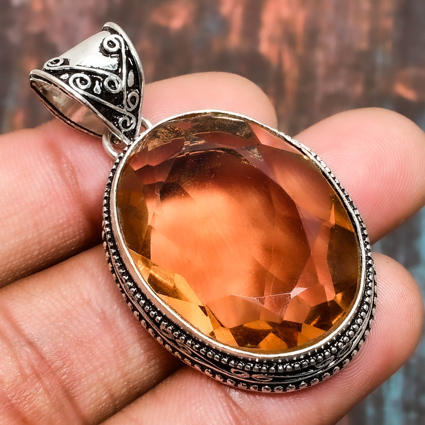 Solara’s Gleam – Citrine Silver Pendant