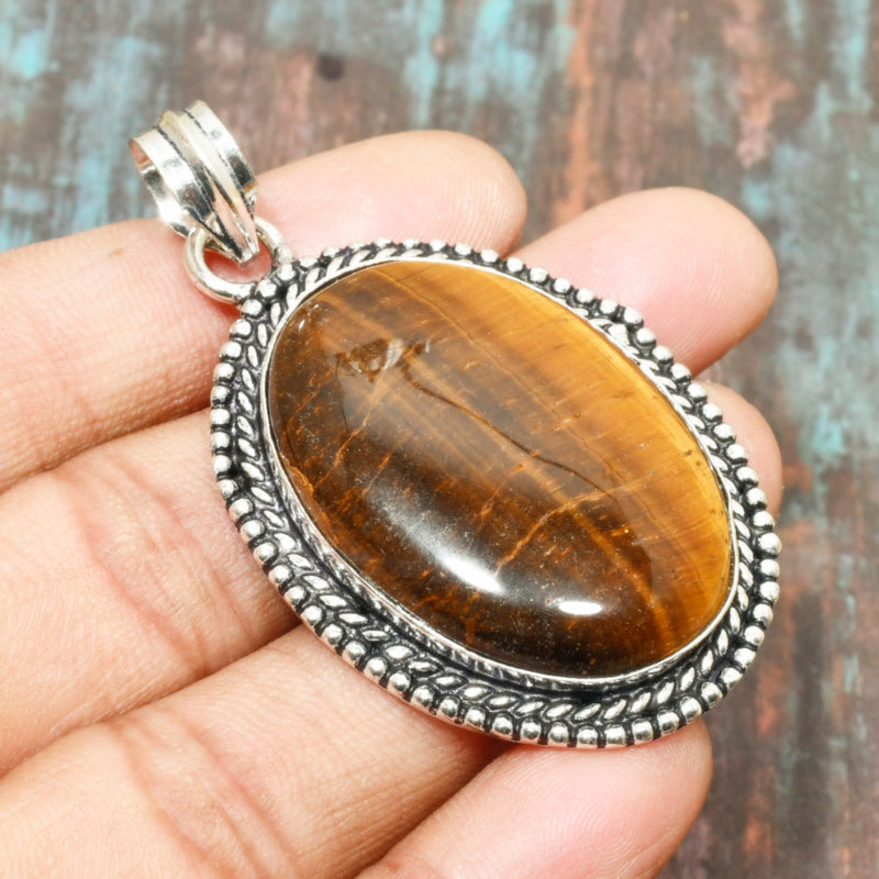 Solara’s Strength – Tiger’s Eye Silver Pendant