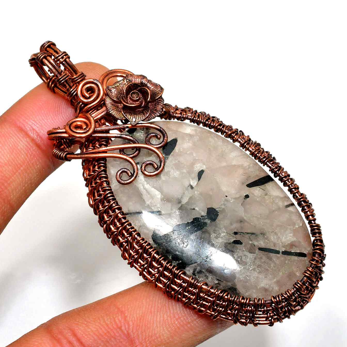 Tranquil Guardian – Amethyst Copper Pendant