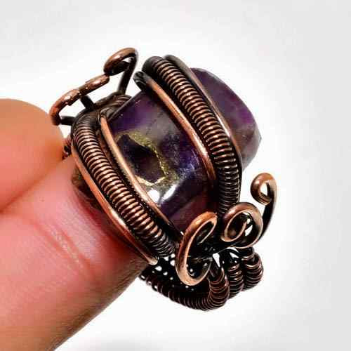 Ezra’s Veil – Handcrafted Amethyst Copper Pendant