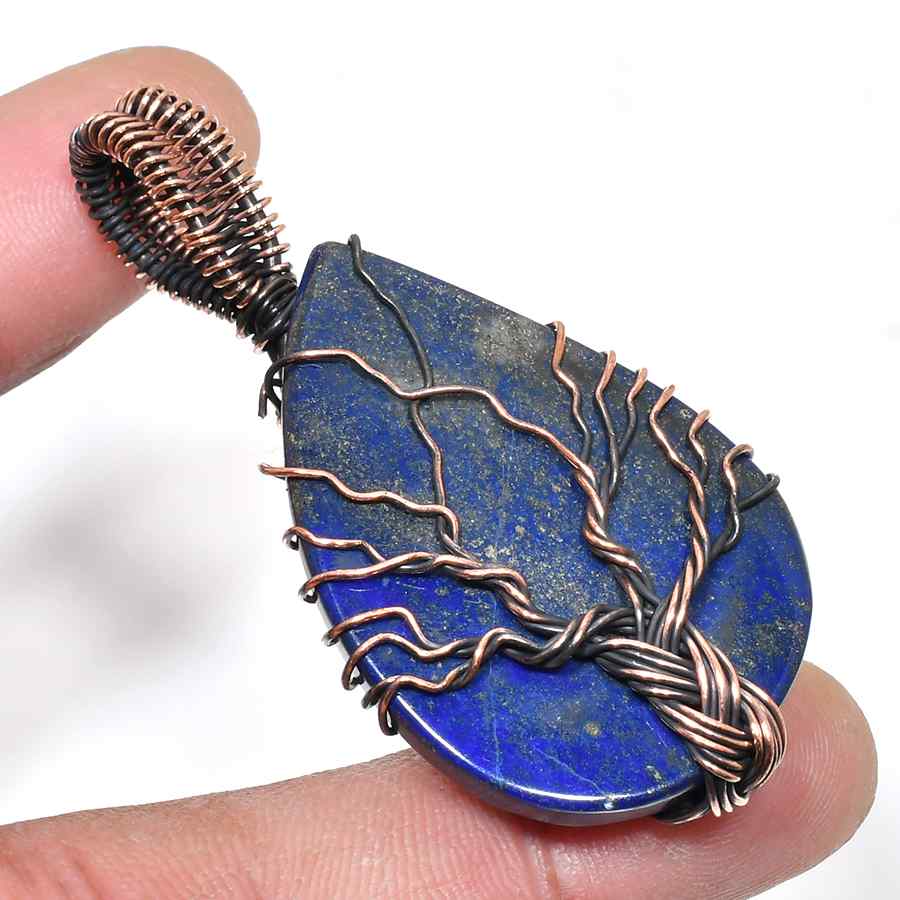 Selene’s Aura – Lapis Lazuli Copper Pendant