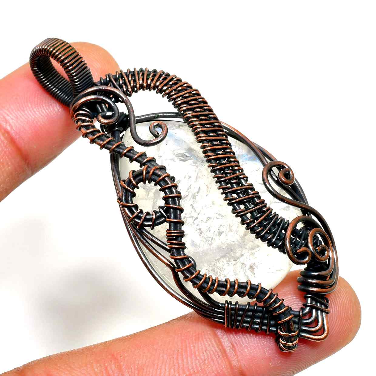 Celestial Radiance – Clear Quartz Copper Pendant
