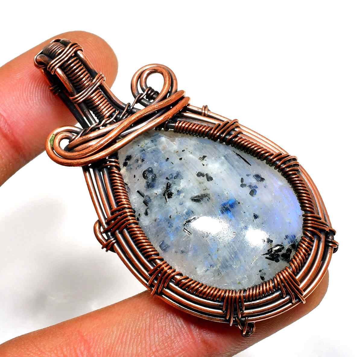 Elysian Dawn – Labradorite Copper Pendant